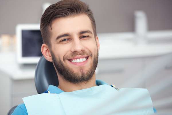 A Cosmetic Dentist Explains Different Treatment Options from St. George Dental Care in St George, UT