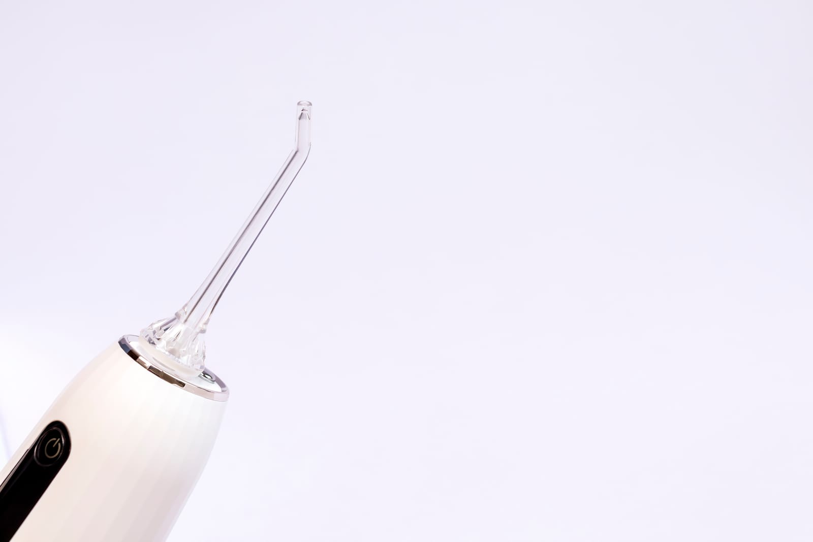 Waterpik Benefits Explained: Does It Really Remove Plaque?